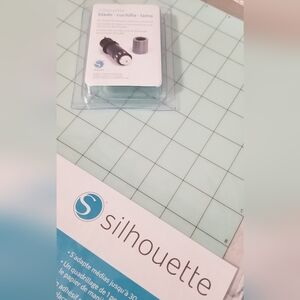 Silhouette Cutting Mat And Blade Bundle